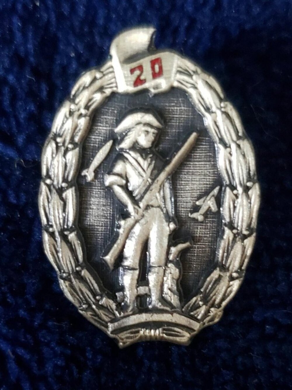 VINTAGE ANTAYA US NATIONAL GUARD MINUTEMEN 2OTH YEAR SERVICE PIN STERLING SILVER